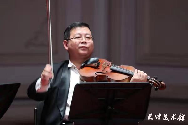 石宇-1.jpg